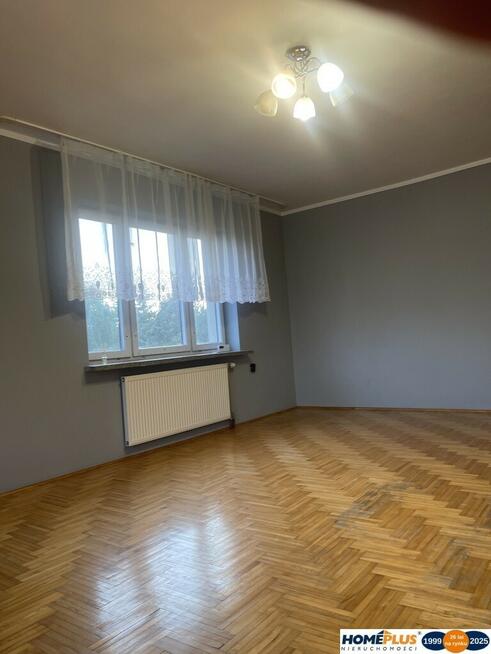 Przestronny dom 300 m², 9 pokoi, działka 800 m²
