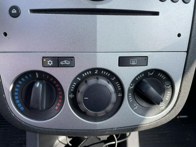 Opel Corsa 1,2-16V Klima Salon PL Bagażnik na Rowery Model 2010