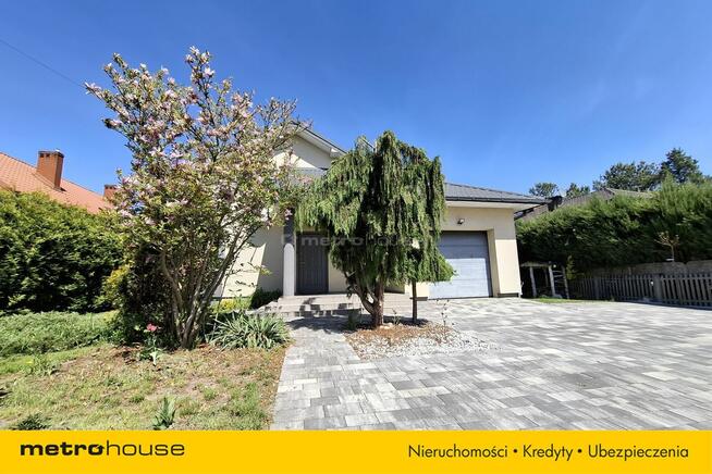 Przestronny, nowoczesny dom jednorodzinny w Bilczy