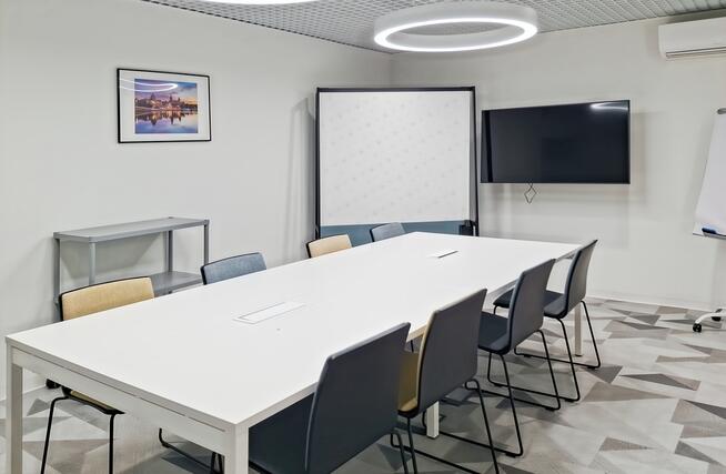 Znajdź własne biurko w lokalizacji Regus Hanza