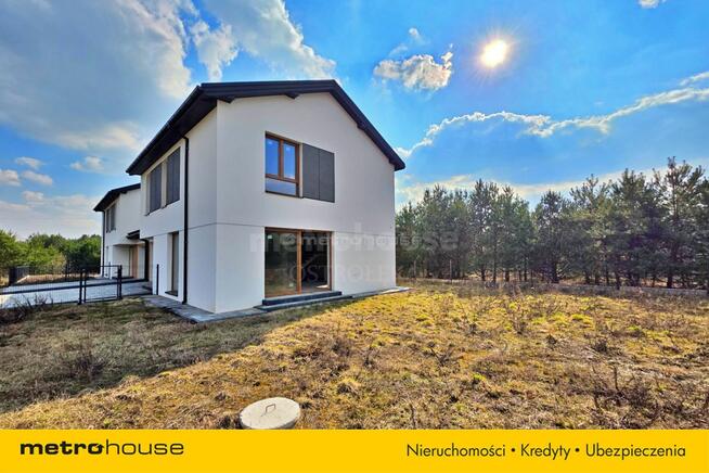 Funkcjonalny dom w zabudowie bliźniaczej