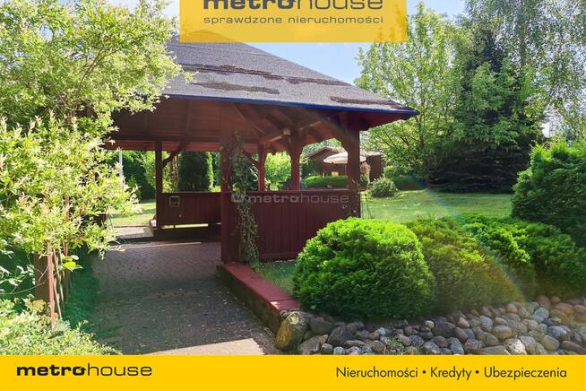 Dom letniskowy na dużej działce. Blisko jeziora