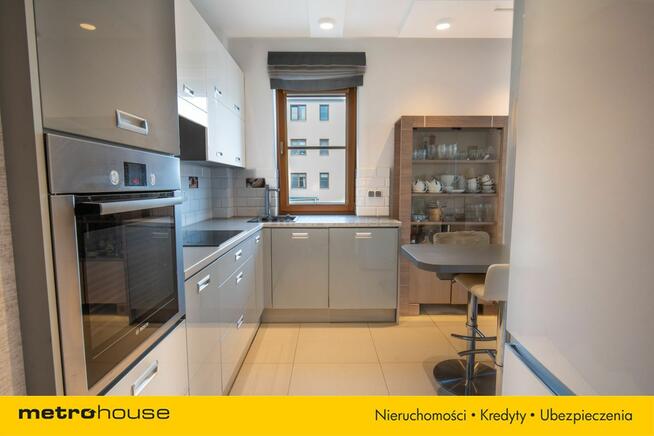 4 pokojowy Apartament na zamkniętym osiedlu