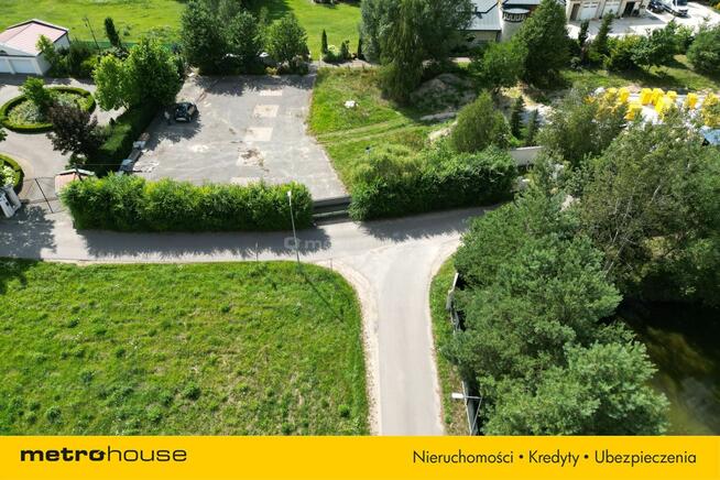 Ogrodzona działka, Wszystkie Media, Asfalt!