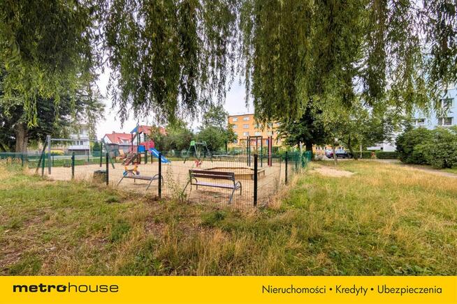 4 pokojowe mieszkanie z balkonem, przy placu zabaw