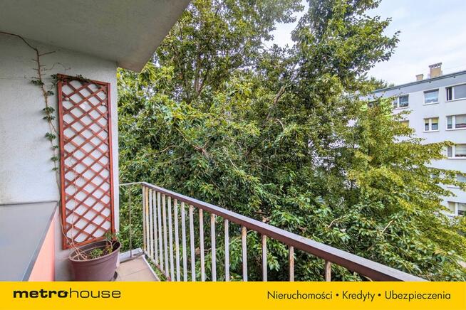 4 pokojowe mieszkanie z balkonem, przy placu zabaw