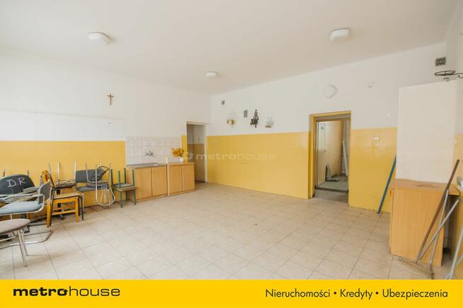 Obiekt biurowo-produkcyjny 930 m² ,działka 4561 m²