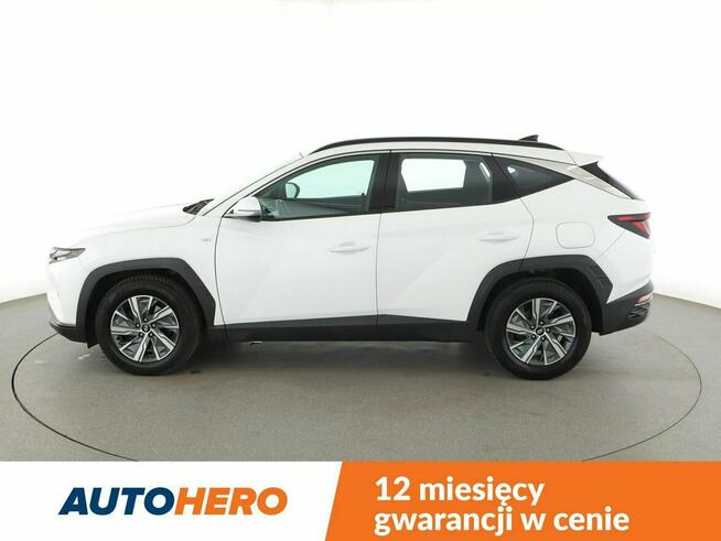 Hyundai Tucson mHEV klima auto kamera i czujniki parkowania virtual cocpit