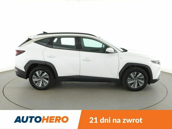 Hyundai Tucson mHEV klima auto kamera i czujniki parkowania virtual cocpit