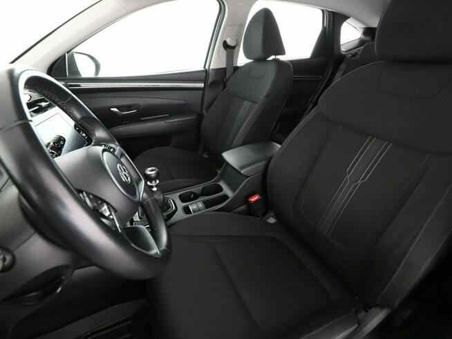 Hyundai Tucson mHEV klima auto kamera i czujniki parkowania virtual cocpit