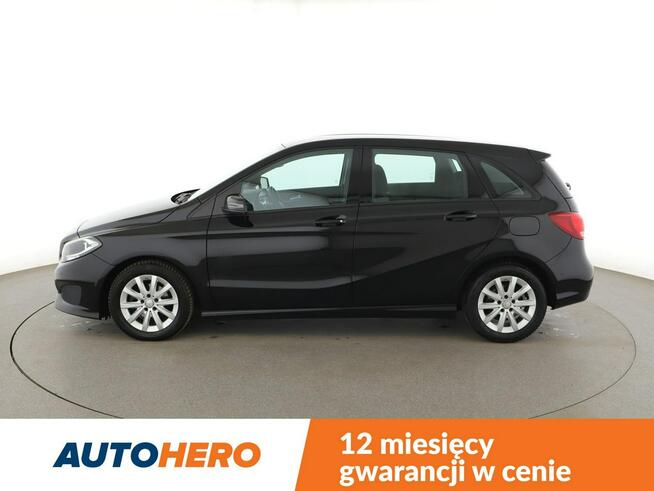 Mercedes B 180 navi czujniki parkowania klimatyzacja grzane fotele