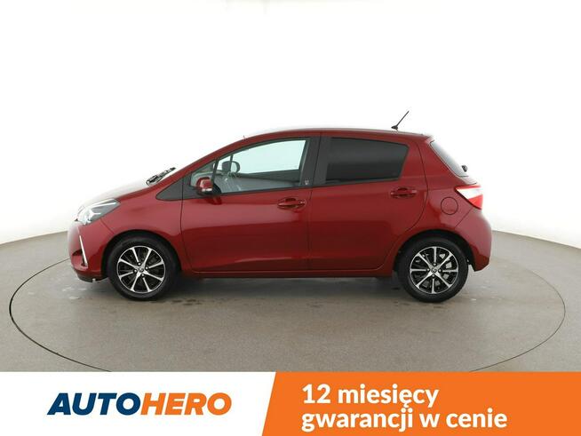 Toyota Yaris automat grzane fotele kamera Bluetooth tempomat