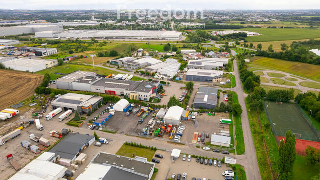 Plac, hala magazynowa, pom. soc.-biur. w Rusocinie