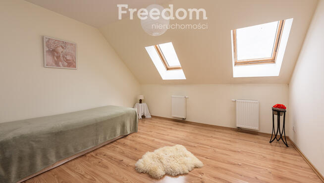 Dom gotowy do wprowadzenia – 10 arów zieleni