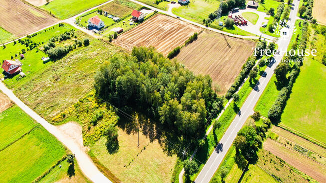 Duża działka budowlana w Pozezdrzu, gm. Węgorzewo.