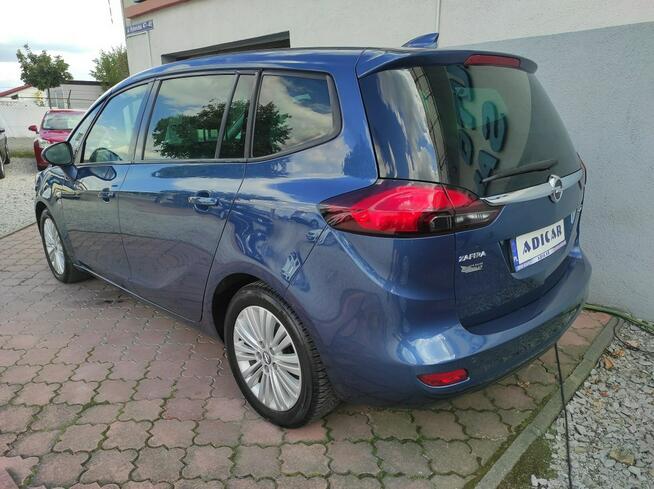 Opel Zafira FL, 7-os, tempomat, 6-biegów, nawigacja, parktronik, kamera, zarejestr