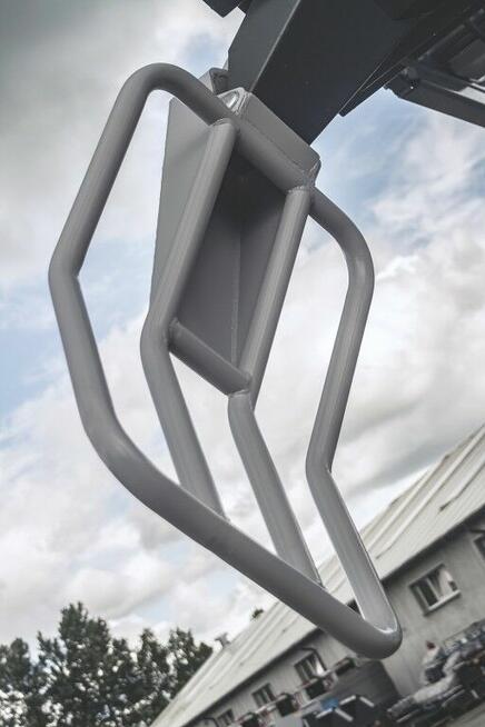 Chwytak do bel balotów sianokiszonki słomy