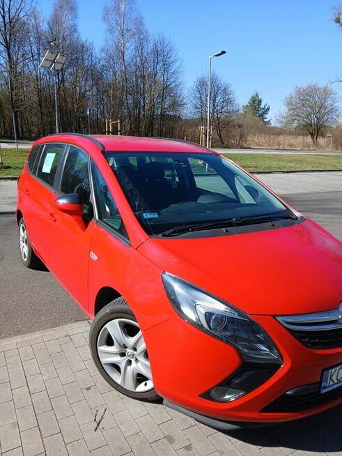 Sprzedam Opla Zafirę z 2014roku diesel