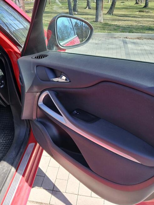 Sprzedam Opla Zafirę z 2014roku diesel