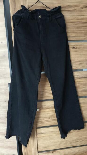 Ubrania na dziewczynkę