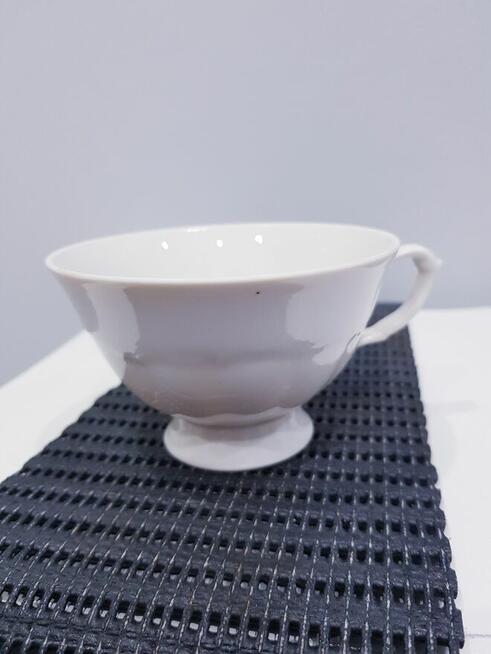 Stara porcelanowa filiżanka