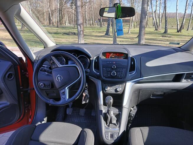 Sprzedam Opla Zafirę z 2014roku diesel