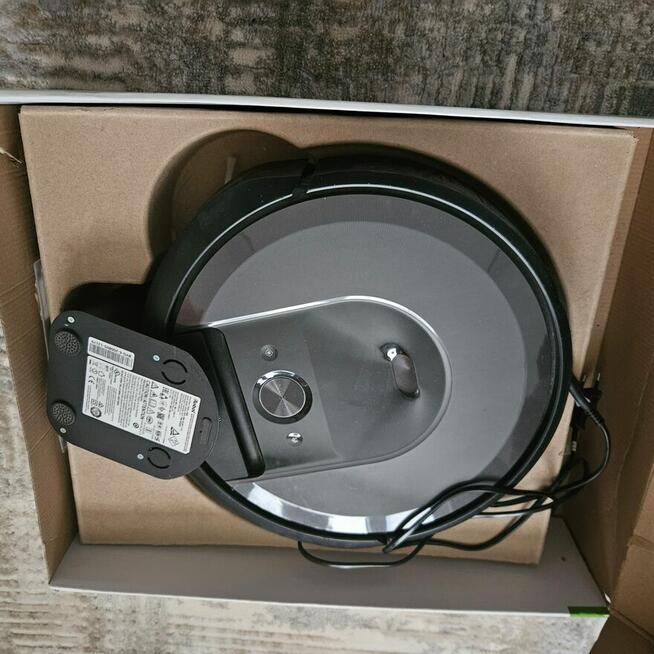 Odkurzacz IRobot Roomba i7