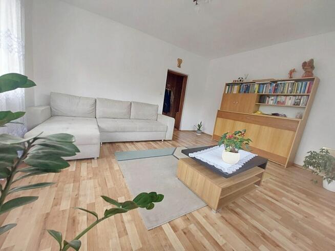 Dom rodzinny lub agroturystyka – dom w Tyrawie Wołoskiej