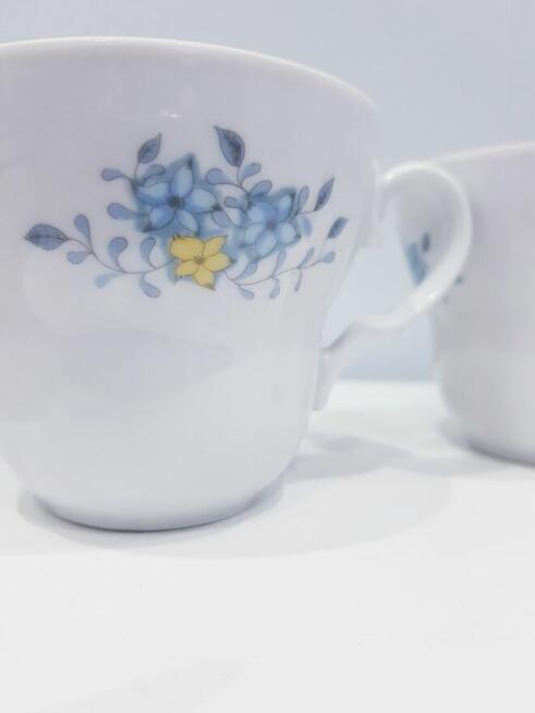 Zestaw starych porcelanowych filiżanek Bogucice