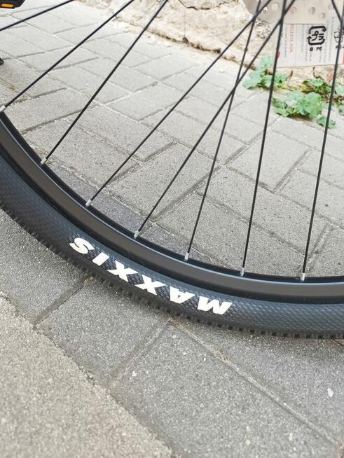 Rower Górski STORM Shark 2.0 –Solidny, Idealny na Przygodę