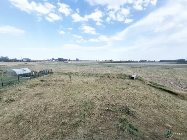 DOM WOLNOSTOJĄCY Z PODDASZEM UŻYTKOWYM W TRAKCIE BUDOWY