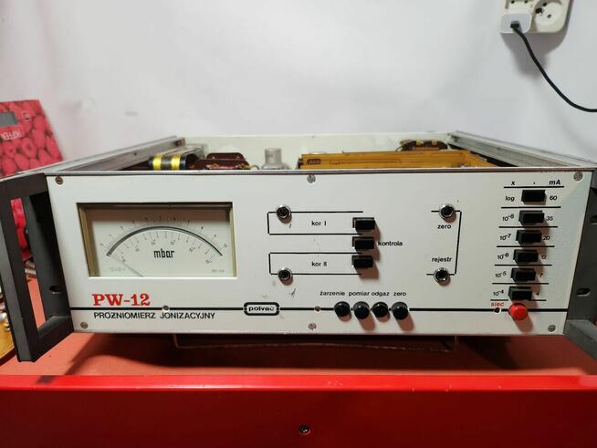 próżniomierz jonizacyjny PW-12