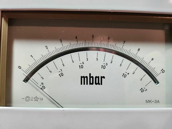 próżniomierz jonizacyjny PW-12