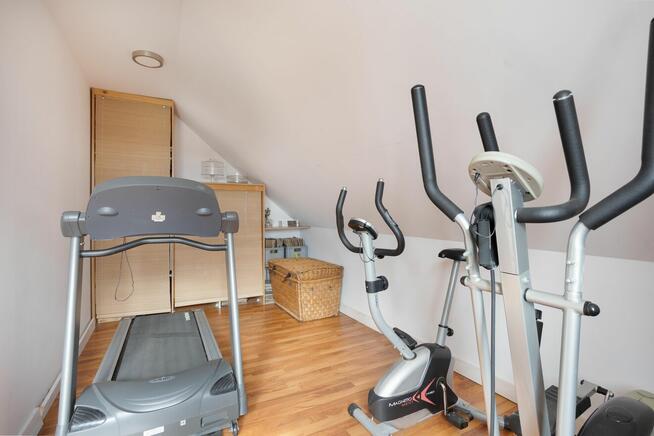 Dom w Suchym Lesie w spokojnej okolicy