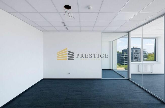 Lokal na ostatnim piętrze z widokiem na Wisłę!