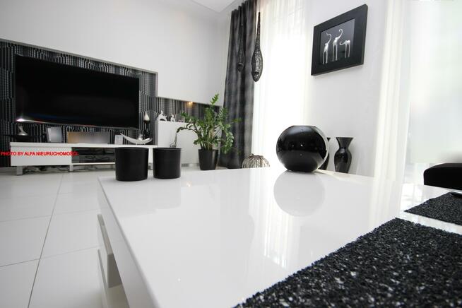 Dom Świdnica, Cicha okolica