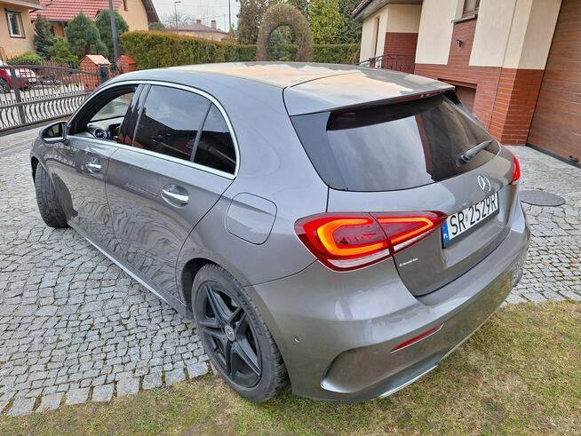 Mercedes A180d GWARANCJA AMG Multibeam Sam parkuje MBUX Asystent pasa