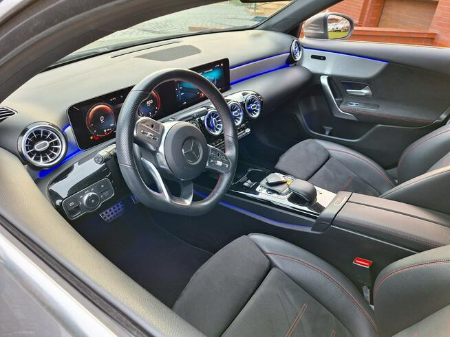 Mercedes A180d GWARANCJA AMG Multibeam Sam parkuje MBUX Asystent pasa