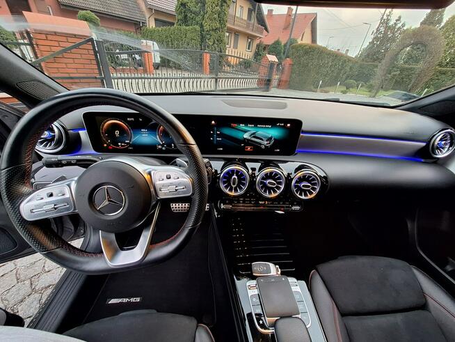 Mercedes A180d GWARANCJA AMG Multibeam Sam parkuje MBUX Asystent pasa
