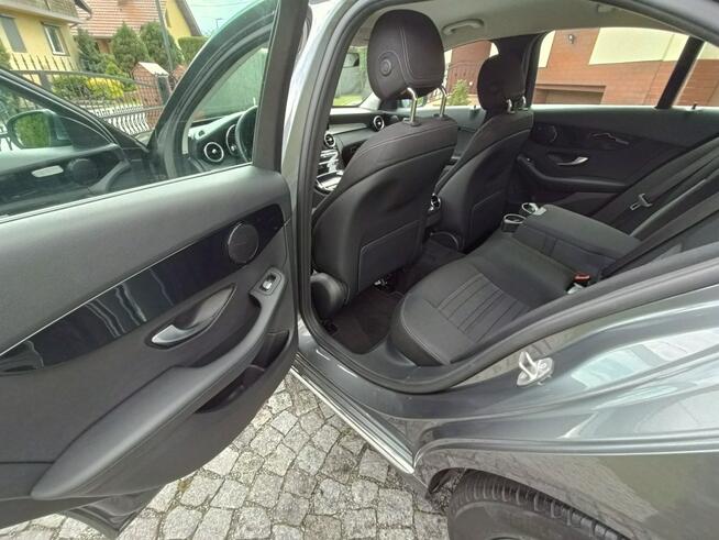 Mercedes C 180 !!!GWARANCJA!!! VAT23 bogato wyposażony disctronic asystent pasa LED