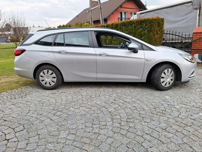 Opel Astra ! ! ! Gwarancja w cenie ! ! ! F VAT23% Hak Niski przebieg