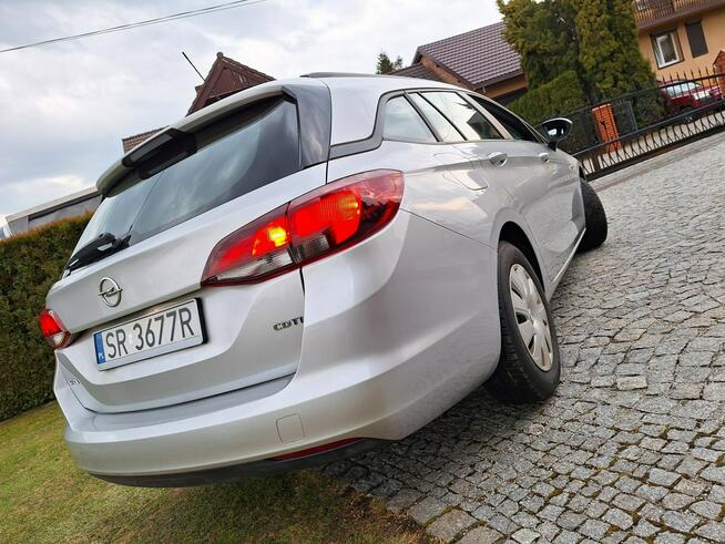 Opel Astra ! ! ! Gwarancja w cenie ! ! ! F VAT23% Hak Niski przebieg
