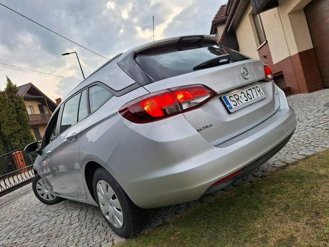 Opel Astra ! ! ! Gwarancja w cenie ! ! ! F VAT23% Hak Niski przebieg