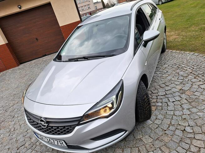 Opel Astra ! ! ! Gwarancja w cenie ! ! ! F VAT23% Hak Niski przebieg