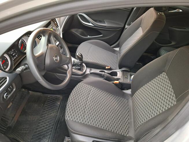 Opel Astra ! ! ! Gwarancja w cenie ! ! ! F VAT23% Hak Niski przebieg