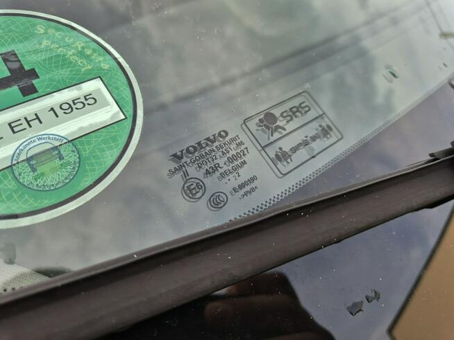 V60 2.0 D3 MOMENTUM automat 136KM NAVI pdc SERWIS bezwypadek 2013