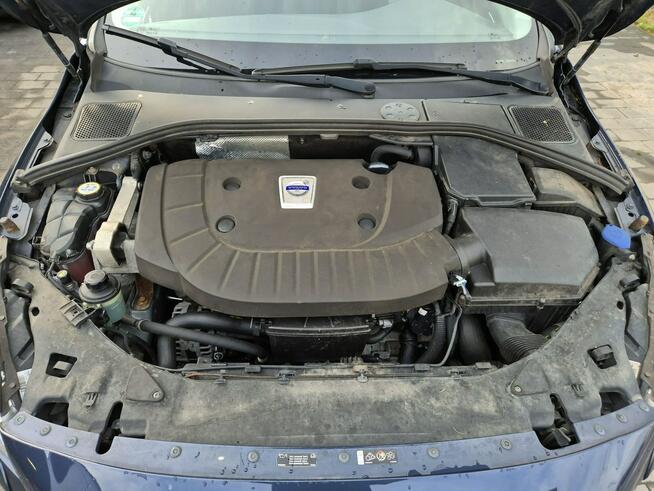 V60 2.0 D3 MOMENTUM automat 136KM NAVI pdc SERWIS bezwypadek 2013