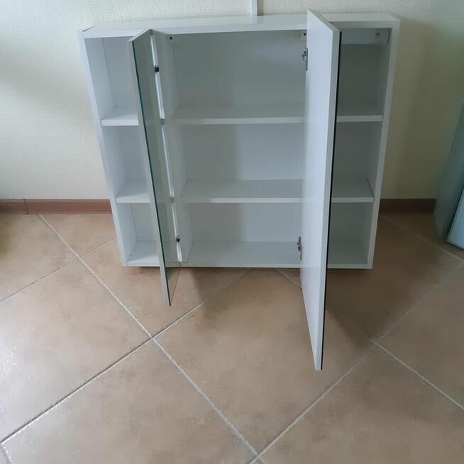 szafka z lustrem do lazienki