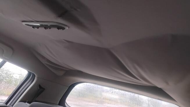 Syndyk sprzeda samochód osobowy marki Renault Megane