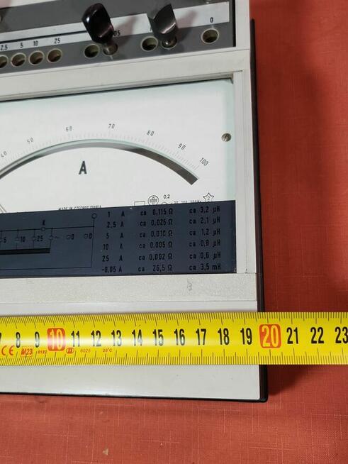 Urządzenie pomiarowe amperomierz